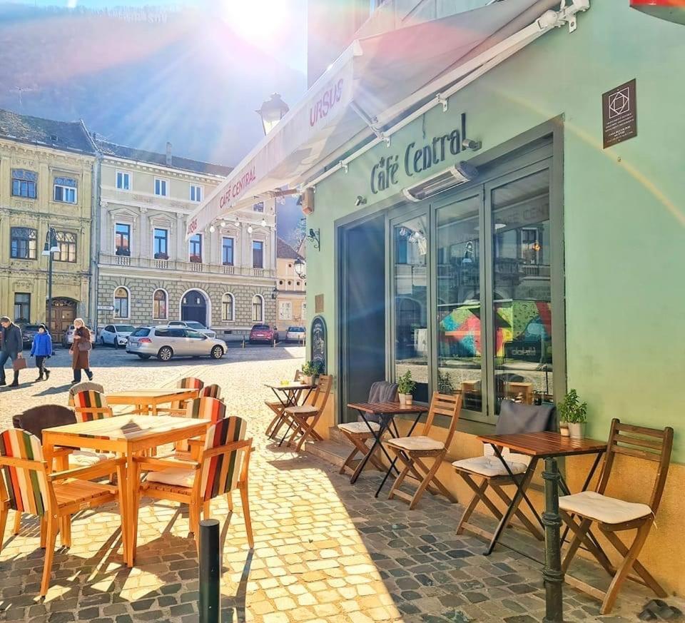 Sun X Mountains - Strada Sforii Lägenhet Braşov Exteriör bild